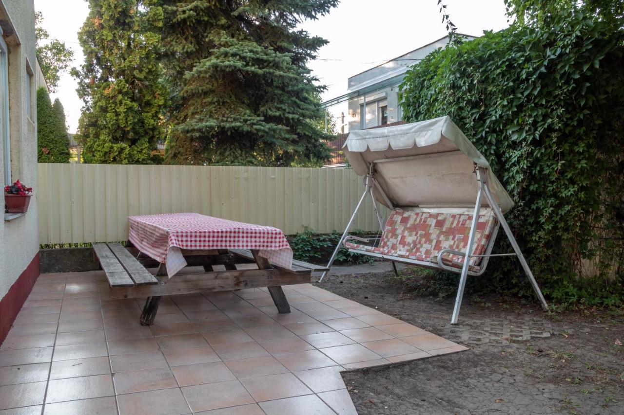 Pavai Apartman Hajdúszoboszló Exterior foto